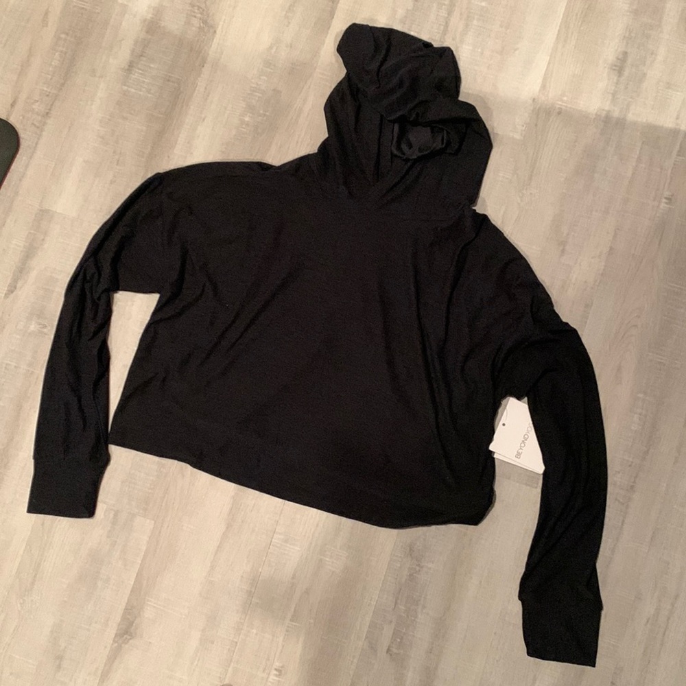 BeyondYoga Small sweatshirt